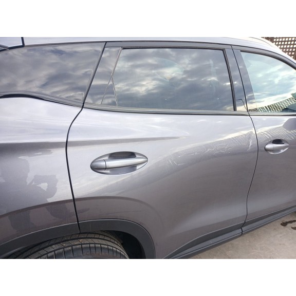 Recambio de puerta trasera derecha para omoda 5 referencia OEM IAM   