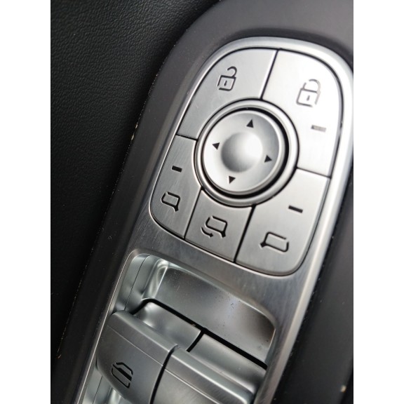 Recambio de retrovisor derecho para omoda 5 referencia OEM IAM  CON CAMARA ABATIBLE