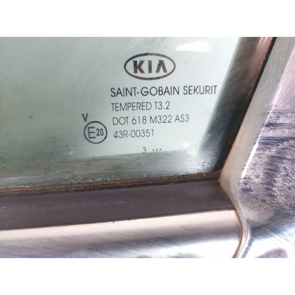 Recambio de puerta trasera izquierda para kia sportage iii (sl) 1.7 crdi referencia OEM IAM 770033W000  