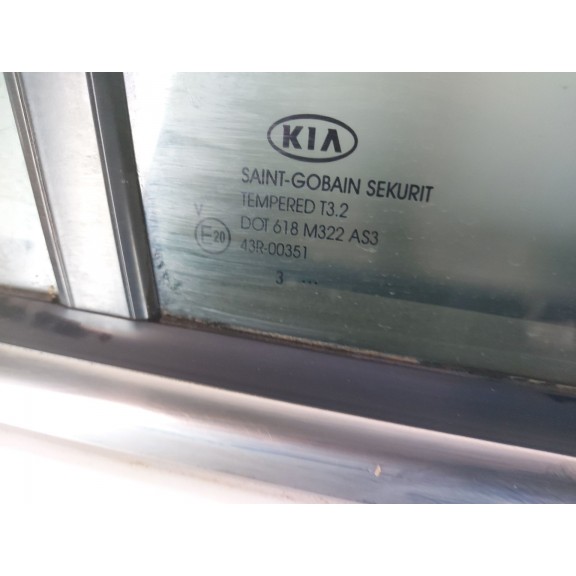Recambio de puerta trasera derecha para kia sportage iii (sl) 1.7 crdi referencia OEM IAM 770043W000  