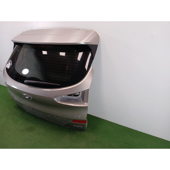 Recambio de porton trasero para hyundai tucson (tl, tle) 1.6 crdi referencia OEM IAM 73700D7500  87211D7200
