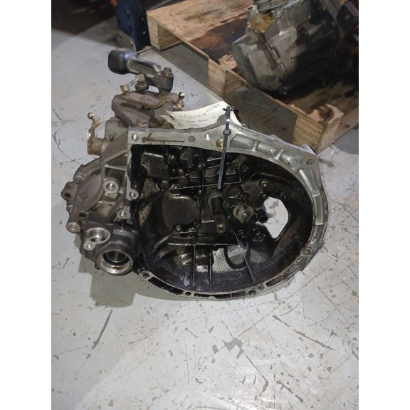 Recambio de caja casco para citroën c2 (jm_) 1.4 hdi referencia OEM IAM 20CP69  