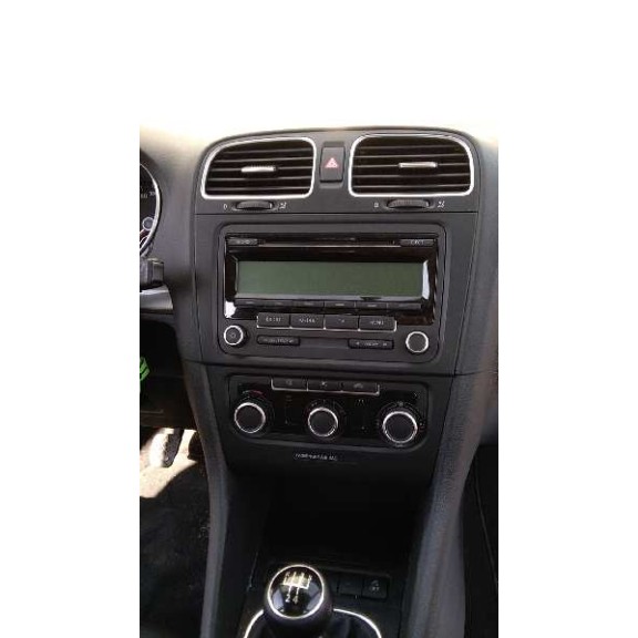 volkswagen golf vi (5k1) del año 2011