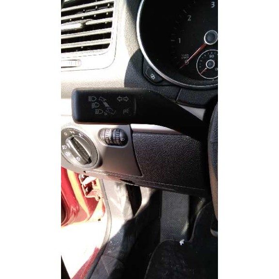 volkswagen golf vi (5k1) del año 2011