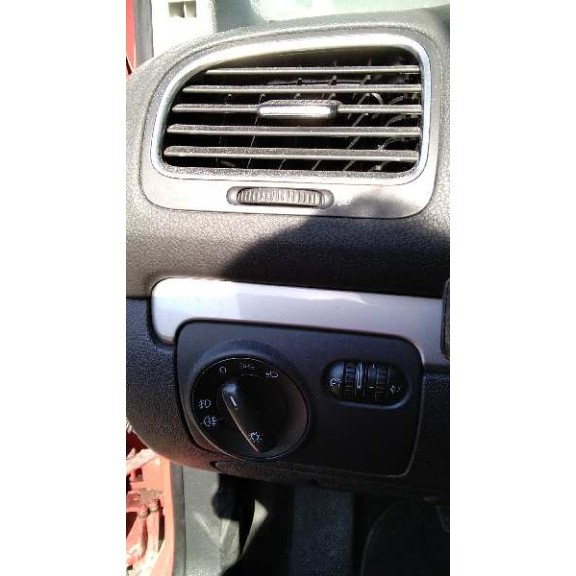 volkswagen golf vi (5k1) del año 2011