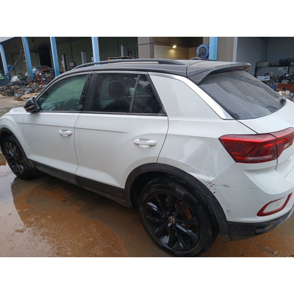 volkswagen t-roc (a11, d11) del año 2023