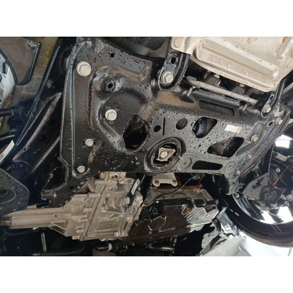 Recambio de puente delantero para volkswagen t-roc (a11, d11) 2.0 tdi scr referencia OEM IAM 5WA199315F  