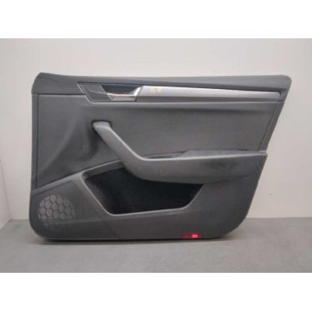 GUARNECIDO PUERTA DELANTERA DERECHA 3V1867014AD 