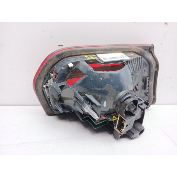 Recambio de piloto trasero derecho interior para bmw 3 (f30, f80) 320 d referencia OEM IAM 7371112  