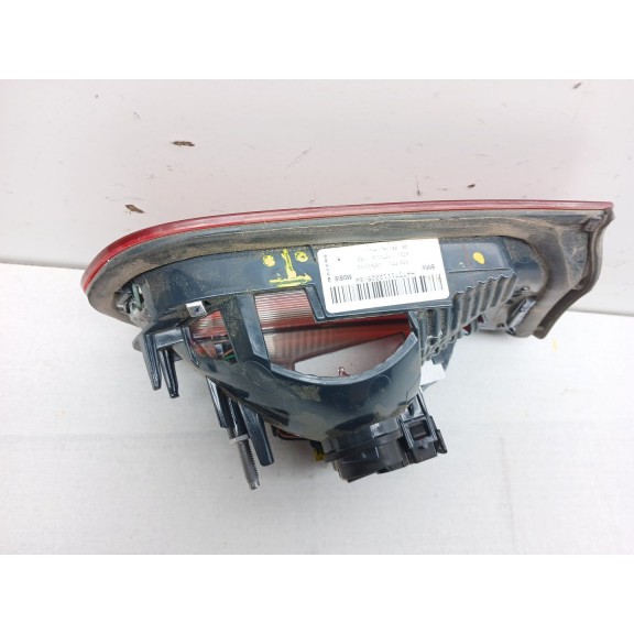 Recambio de piloto trasero derecho interior para bmw 3 (f30, f80) 320 d referencia OEM IAM 7371112  