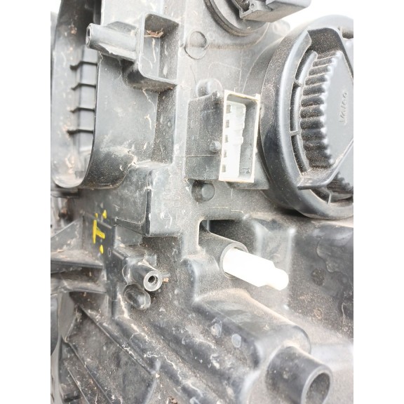 Recambio de faro derecho para opel crossland x / crossland (p17, p2qo) 1.2 (75) referencia OEM IAM 13467968  