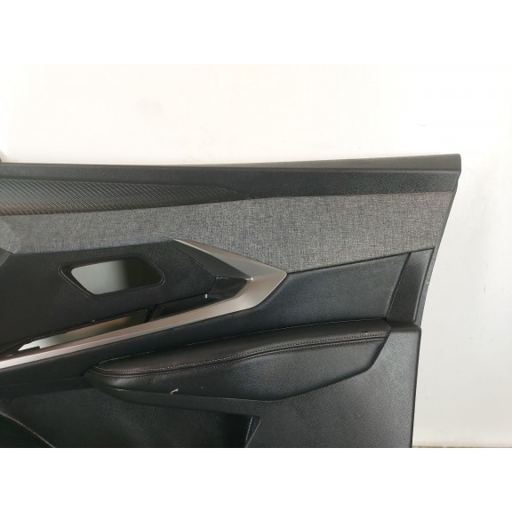 Recambio de guarnecido puerta delantera derecha para peugeot 3008 iii hybrid motor hn09 referencia OEM IAM   