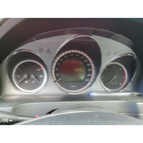 mercedes-benz clase c (w204) familiar del año 2009