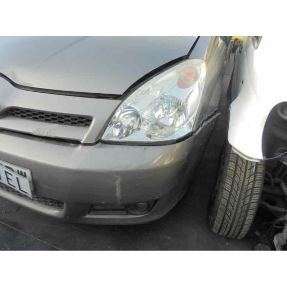 toyota corolla verso (r1) del año 2006