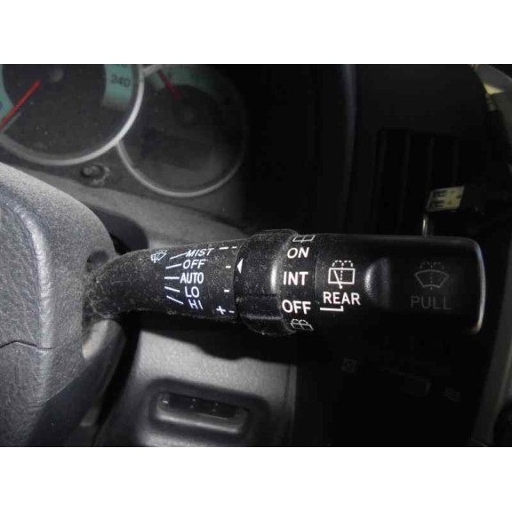 toyota corolla verso (r1) del año 2006