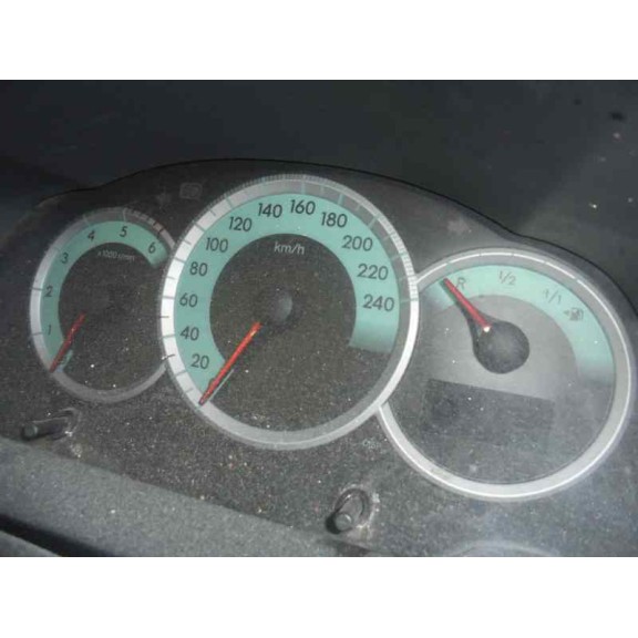 toyota corolla verso (r1) del año 2006