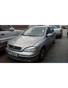 opel astra g berlina del año 2002