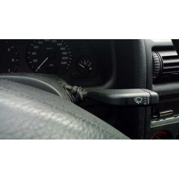 opel astra g berlina del año 2002