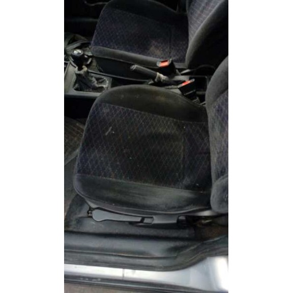 opel astra g berlina del año 2002