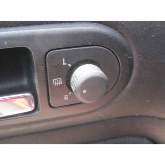 volkswagen golf iv berlina (1j1) del año 1999