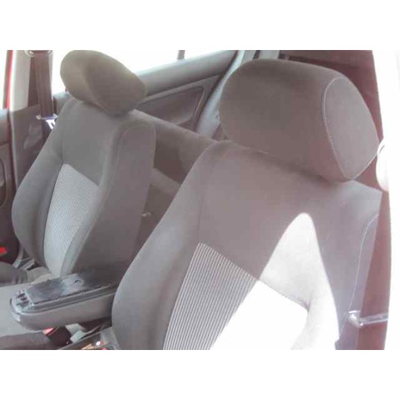 volkswagen golf iv berlina (1j1) del año 1999