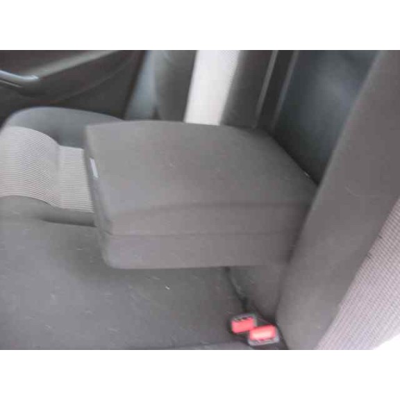 volkswagen golf iv berlina (1j1) del año 1999