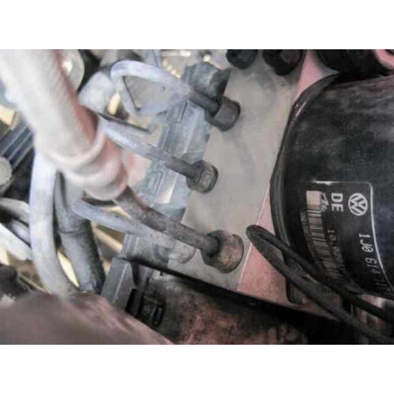 volkswagen golf iv berlina (1j1) del año 1999