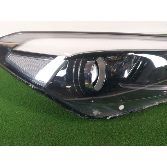 Recambio de faro derecho para hyundai tucson (tl, tle) 1.7 crdi referencia OEM IAM 92102d7100  
