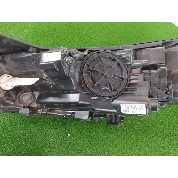 Recambio de faro derecho para hyundai tucson (tl, tle) 1.7 crdi referencia OEM IAM 92102d7100  