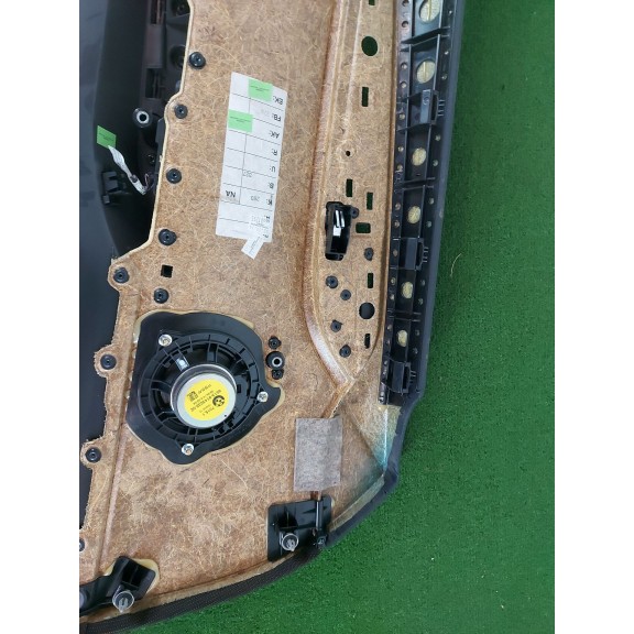 Recambio de guarnecido puerta delantera derecha para bmw x1 (e84) sdrive 18 d referencia OEM IAM   