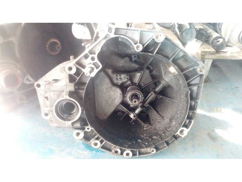 Recambio de caja cambios para fiat punto berlina (188) 1.2 8v active referencia OEM IAM C51451123 CASCO 