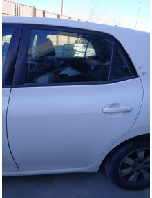 Recambio de puerta trasera izquierda para toyota auris (_e15_) 1.4 d-4d (nde150_) referencia OEM IAM 6700402260   2