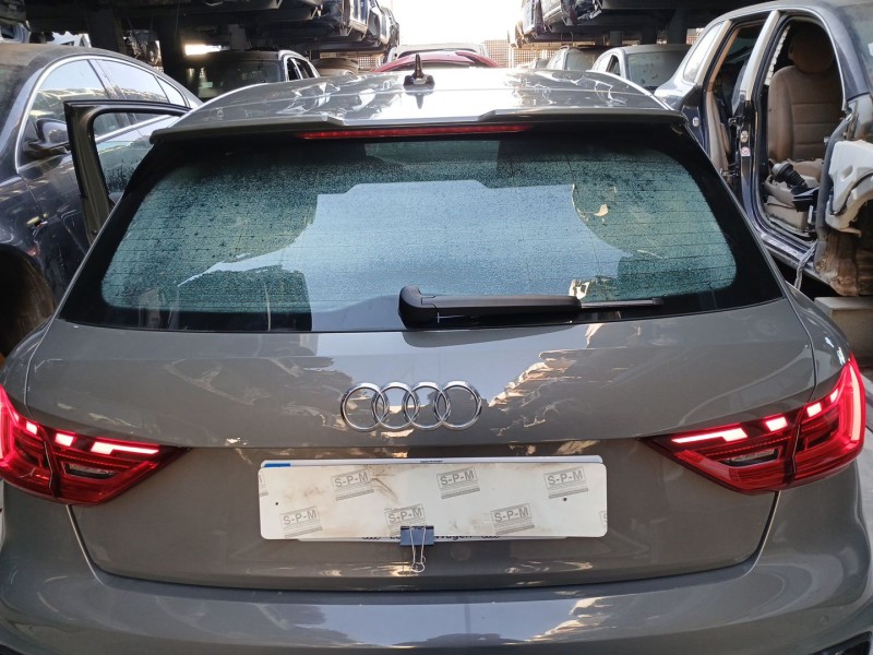 Recambio de porton trasero para audi a1 sportback (gba) 30 tfsi referencia OEM IAM 82A827025B  SLINE