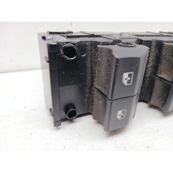 Recambio de mando elevalunas delantero izquierdo para kia ceed gt line referencia OEM IAM   