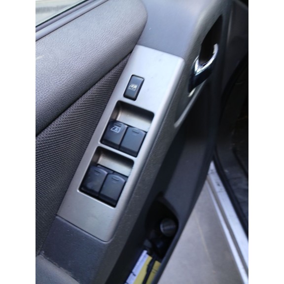 Recambio de mando elevalunas delantero izquierdo para nissan pathfinder iii (r51) 2.5 dci 4wd referencia OEM IAM   