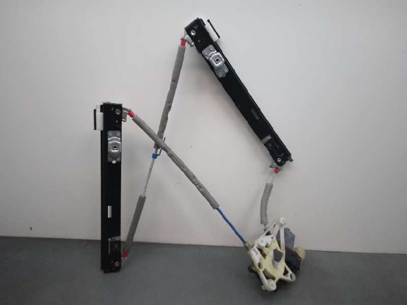 Recambio de elevalunas trasero derecho para ford b-max titanium referencia OEM IAM 0130822648 6 PINES 