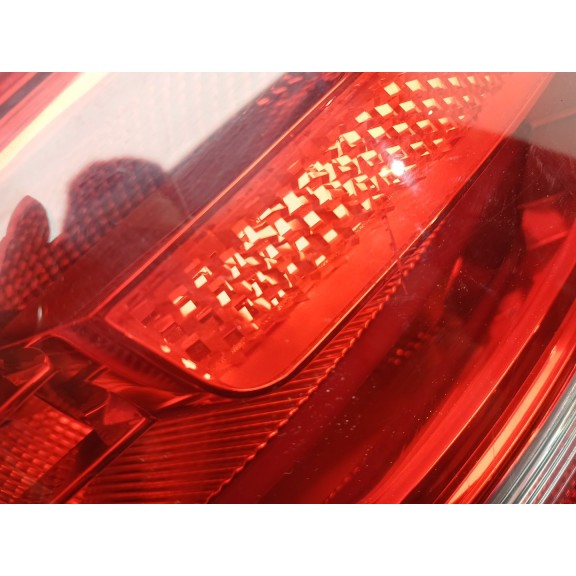 Recambio de piloto trasero izquierdo para audi a4 b8 (8k2) 2.0 tdi referencia OEM IAM 8K5945095D A046341 