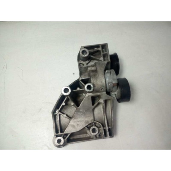 Recambio de soporte alternador para opel insignia berlina excellence referencia OEM IAM 55582510  