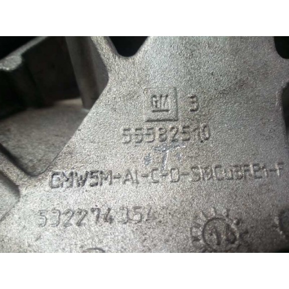 Recambio de soporte alternador para opel insignia berlina excellence referencia OEM IAM 55582510  