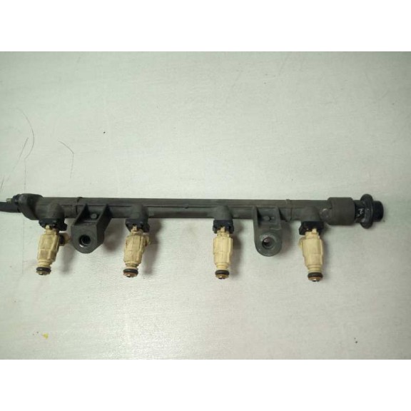 Recambio de rampa inyectora para hyundai tucson (jm) 2.0 comfort referencia OEM IAM 3531023600 9260930013 