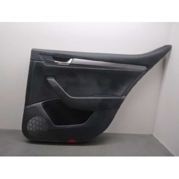 GUARNECIDO PUERTA TRASERA DERECHA 3V5867024AN 