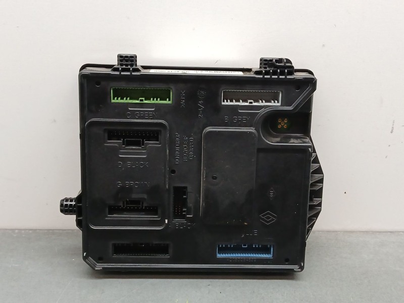 Recambio de centralita bsi para renault scenic iii 1.2 tce referencia OEM IAM 284b18853r  