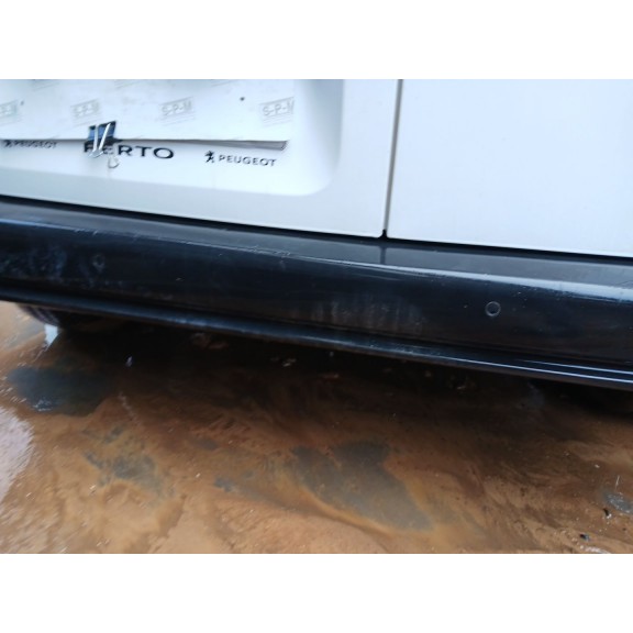 Recambio de paragolpes trasero para peugeot rifter 1.5 bluehdi 130 referencia OEM IAM 1633557680  