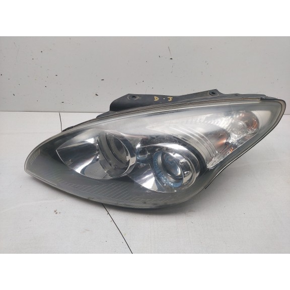 Recambio de faro izquierdo para hyundai i30 1.4 cat referencia OEM IAM   