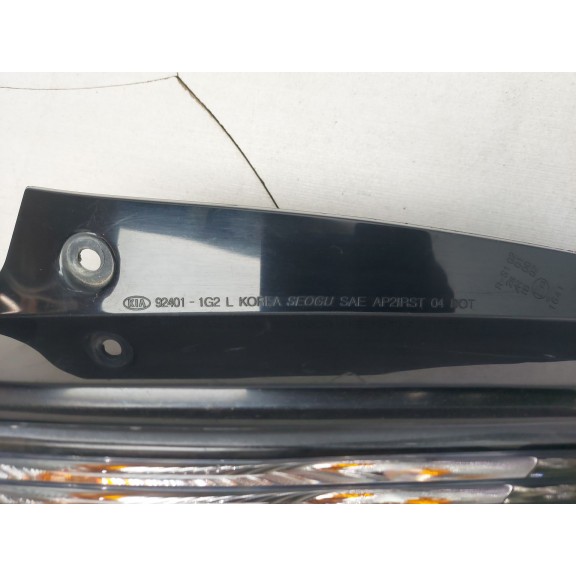 Recambio de piloto trasero izquierdo para kia rio ii (jb) 1.4 16v referencia OEM IAM 924011G2L  