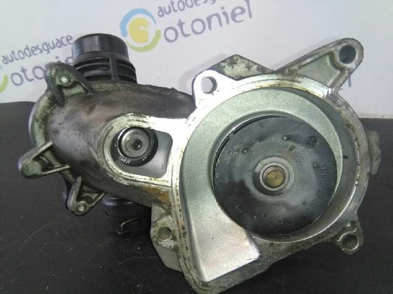 Recambio de bomba agua para bmw serie 5 berlina (e60) 2.0 16v diesel referencia OEM IAM F229571 71775810 