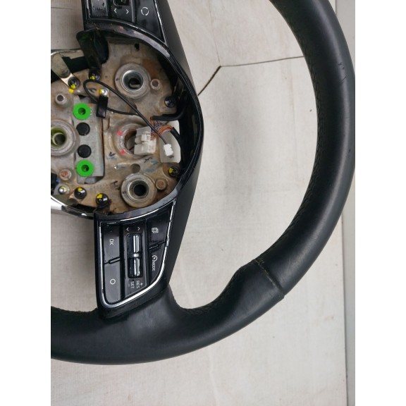 Recambio de volante para kia ceed (cd) 1.6 crdi 136 referencia OEM IAM   