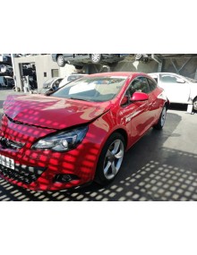 opel astra j gtc del año 2012