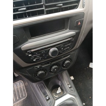 SISTEMA AUDIO / RADIO CD 