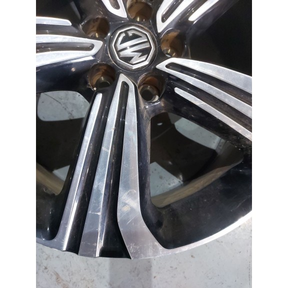 Recambio de llanta para mg mg zs suv 1.5 vti referencia OEM IAM 7JX17ET41  